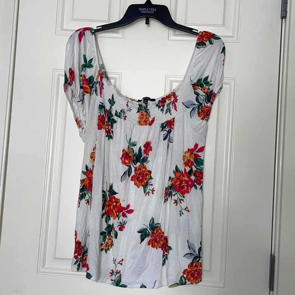 Tropical top